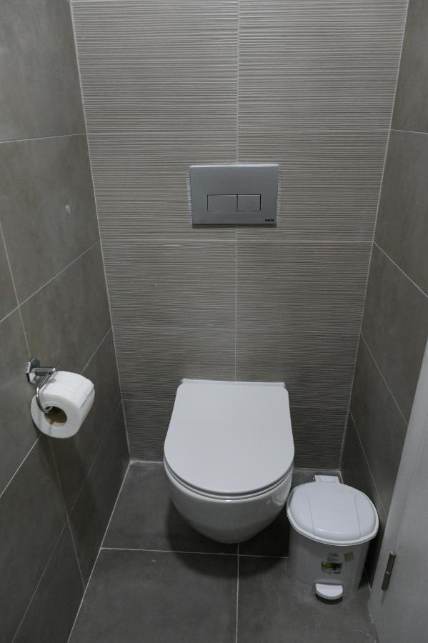 Porta Apartment สโกเปีย ภายนอก รูปภาพ